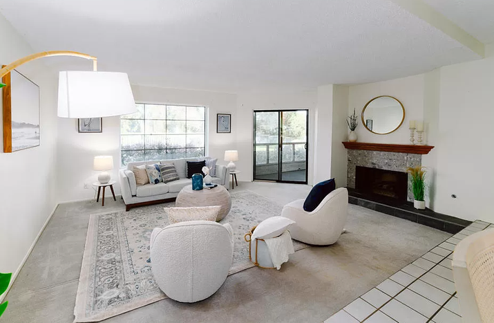 619 Island View Cir.png
